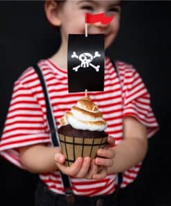 Pirate 'Flag and Barrel' Cupcake Cases and Picks