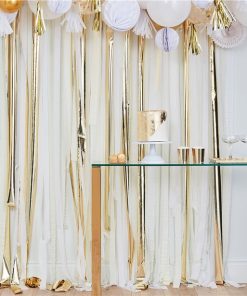 Gold Streamer Backdrop Decoration Kit