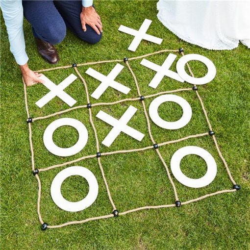 Giant Noughts & Crosses Game