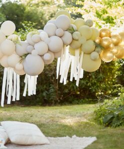 Let's Go Wild Balloon Arch